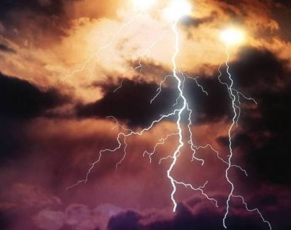 24458-gewitter_ddp1.jpg