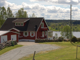 Karlsson.Hausvorn1.jpg